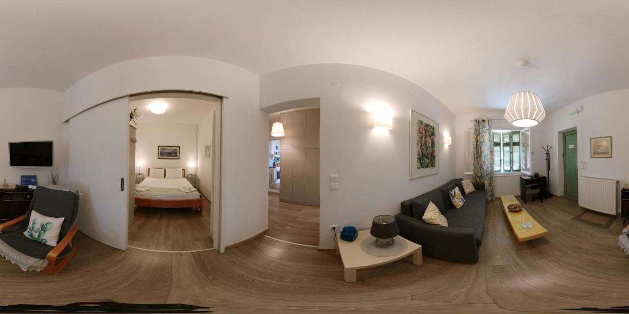 Matina'S House Vacation Rental In นาฟปลิโอ ภายนอก รูปภาพ