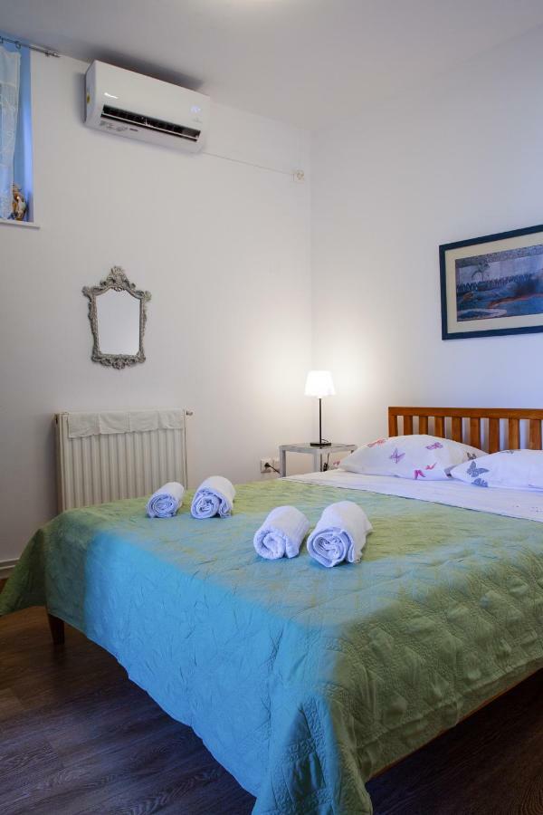 Matina'S House Vacation Rental In นาฟปลิโอ ภายนอก รูปภาพ